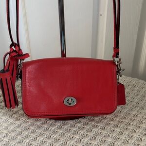 EUC Coach Legacy Penny, Vermillion